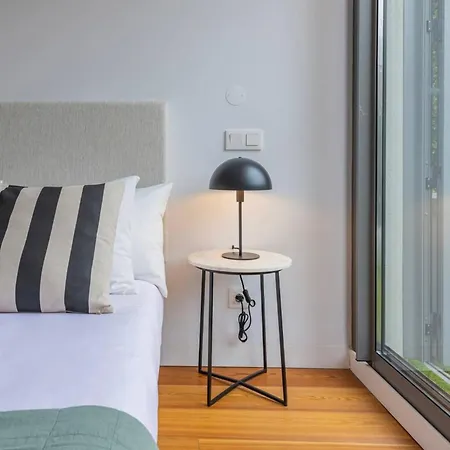 Oasis 28 By Innkeeper Daire Lisboa